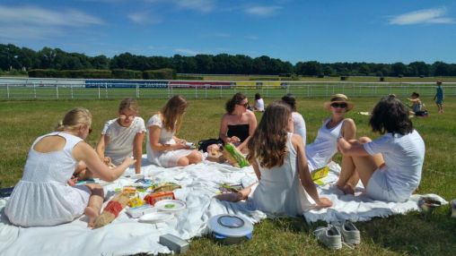 Picknick in White